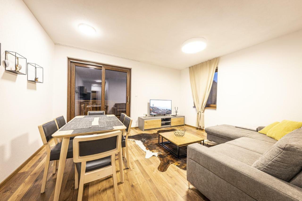 Apartmanovy Dom Poludnica - Chopok Juh Тале Екстер'єр фото