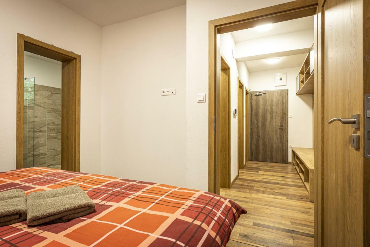 Apartmanovy Dom Poludnica - Chopok Juh Тале Екстер'єр фото