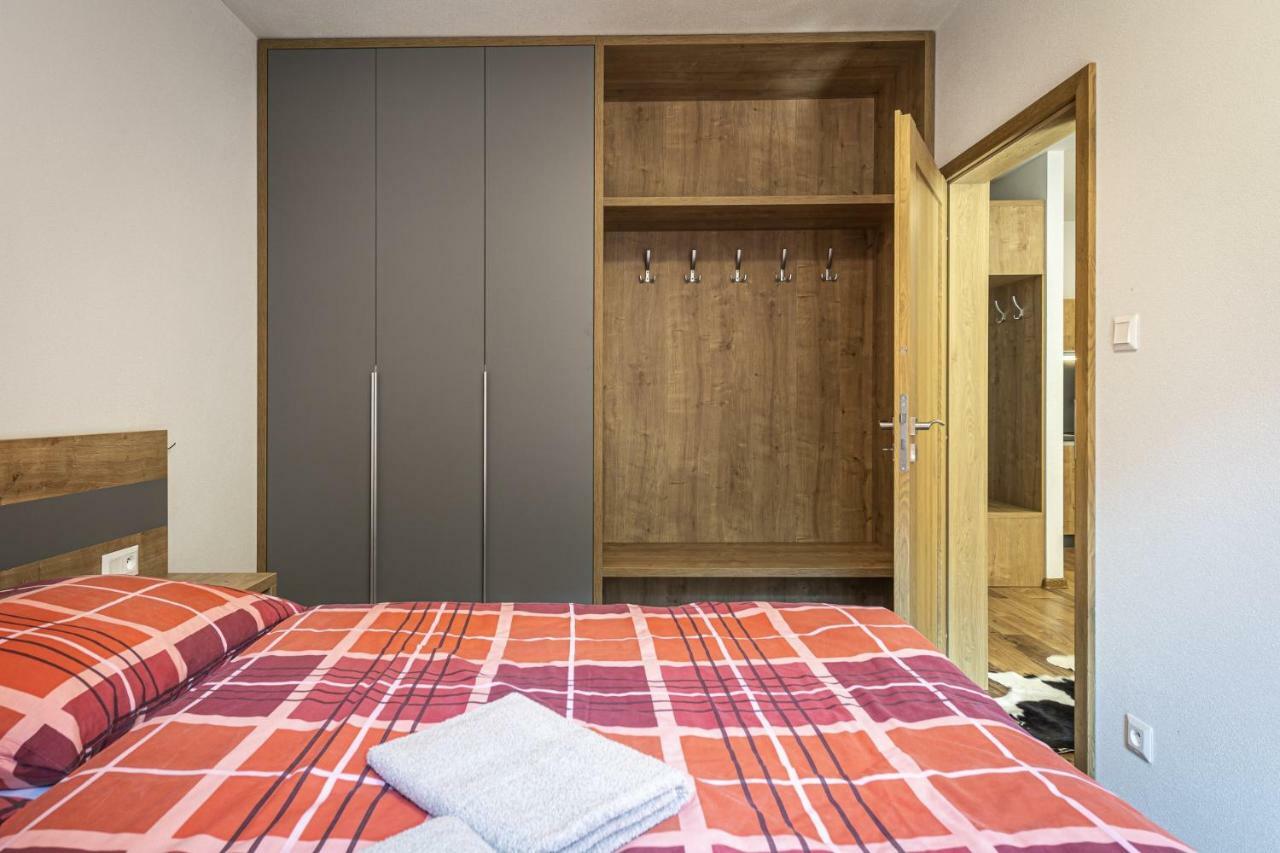 Apartmanovy Dom Poludnica - Chopok Juh Тале Екстер'єр фото