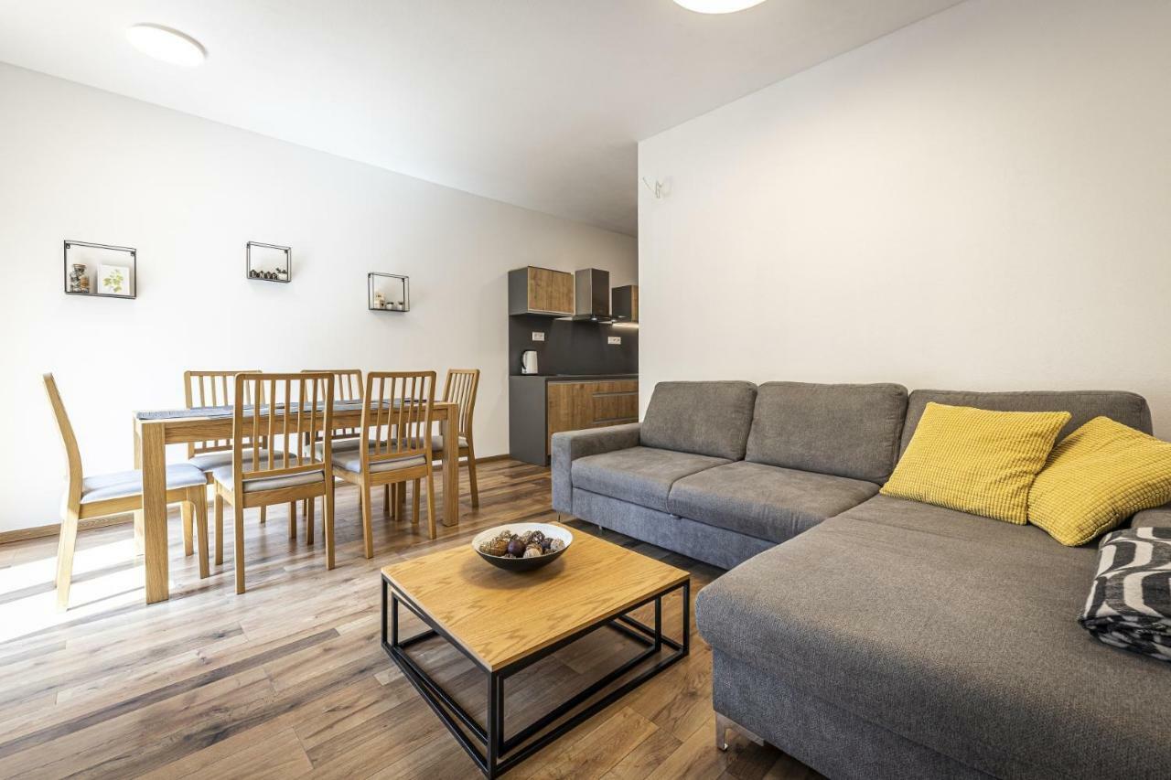 Apartmanovy Dom Poludnica - Chopok Juh Тале Екстер'єр фото