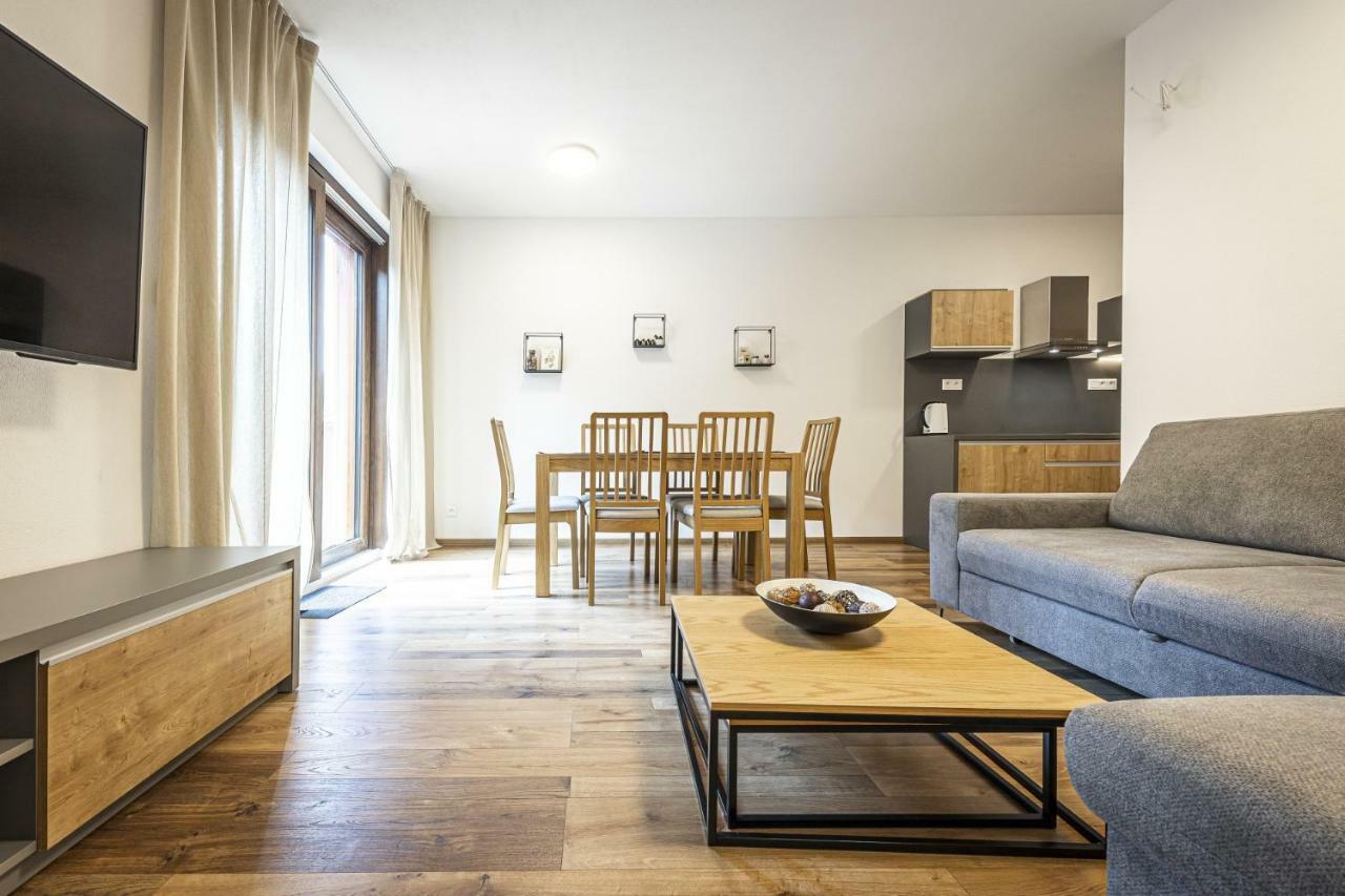 Apartmanovy Dom Poludnica - Chopok Juh Тале Екстер'єр фото