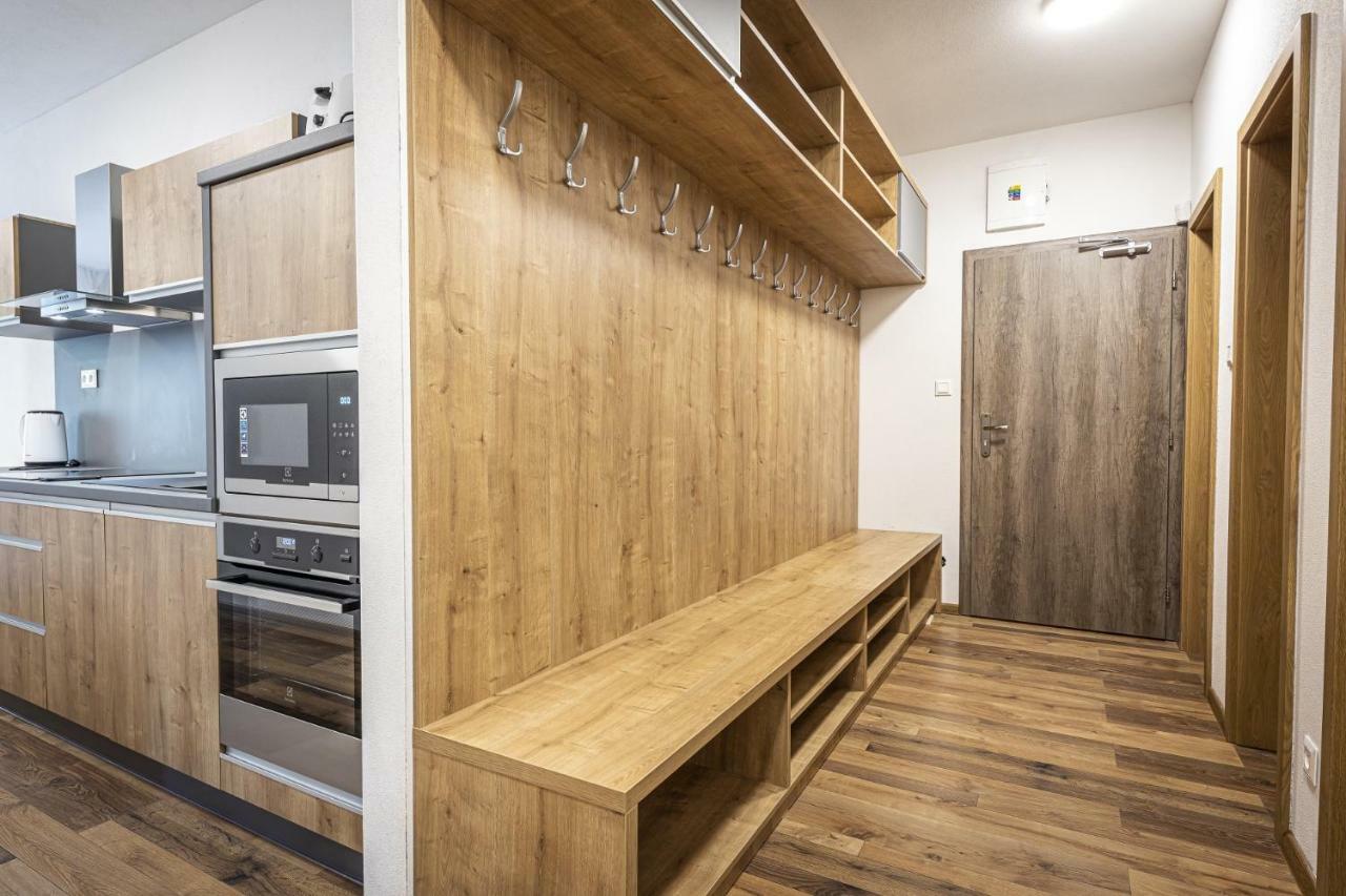 Apartmanovy Dom Poludnica - Chopok Juh Тале Екстер'єр фото