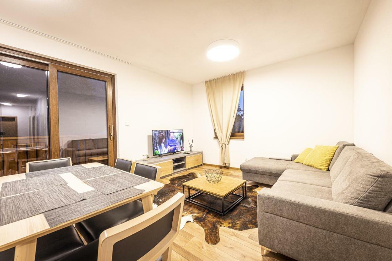 Apartmanovy Dom Poludnica - Chopok Juh Тале Екстер'єр фото