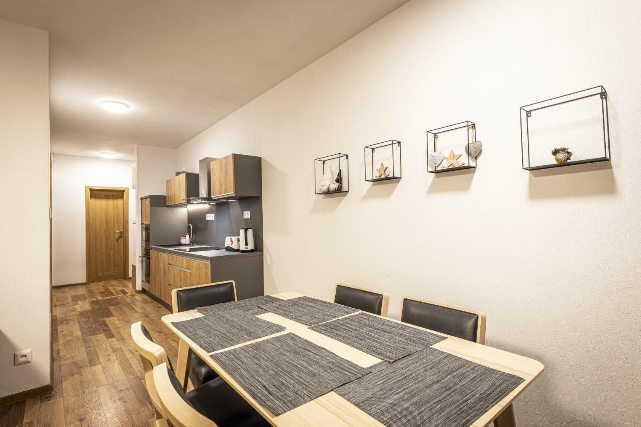 Apartmanovy Dom Poludnica - Chopok Juh Тале Екстер'єр фото