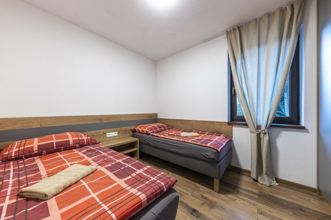 Apartmanovy Dom Poludnica - Chopok Juh Тале Екстер'єр фото