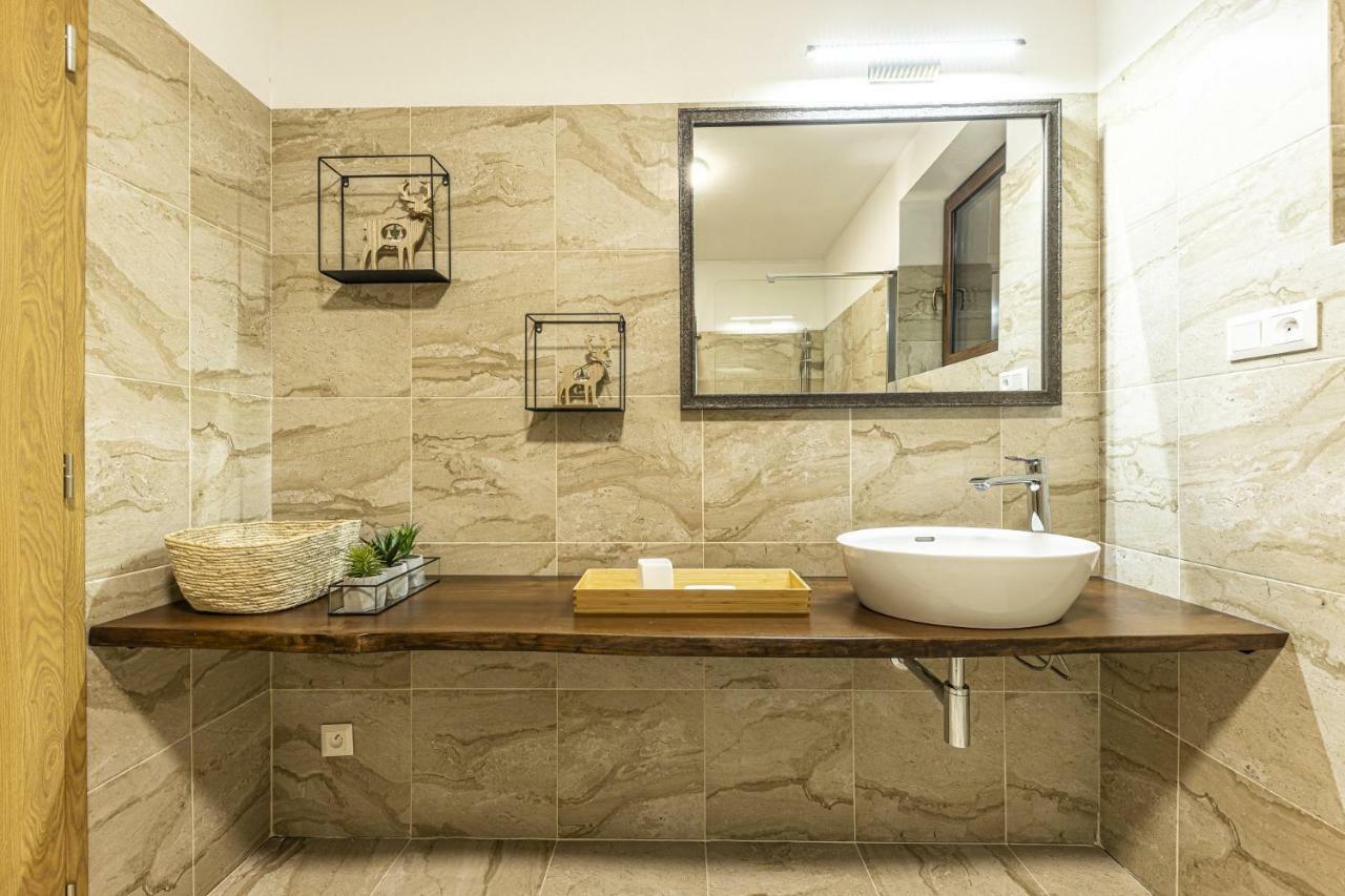 Apartmanovy Dom Poludnica - Chopok Juh Тале Екстер'єр фото