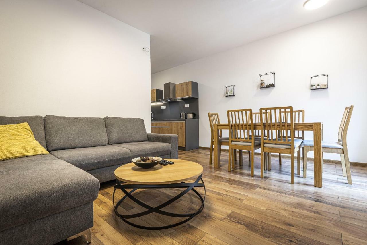 Apartmanovy Dom Poludnica - Chopok Juh Тале Екстер'єр фото